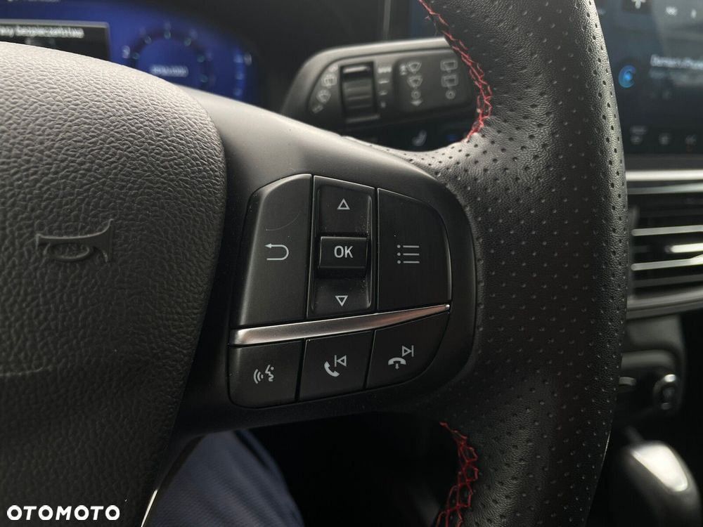 Ford Focus 1.0 EcoBoost mHEV ST-Line X - 22