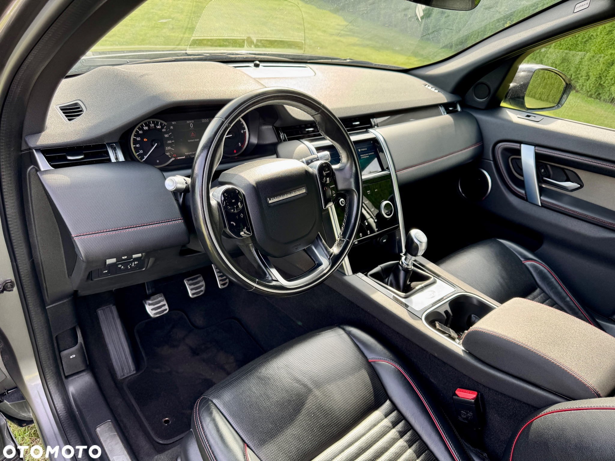 Land Rover Discovery Sport 2.0 D150 R-Dynamic S - 16