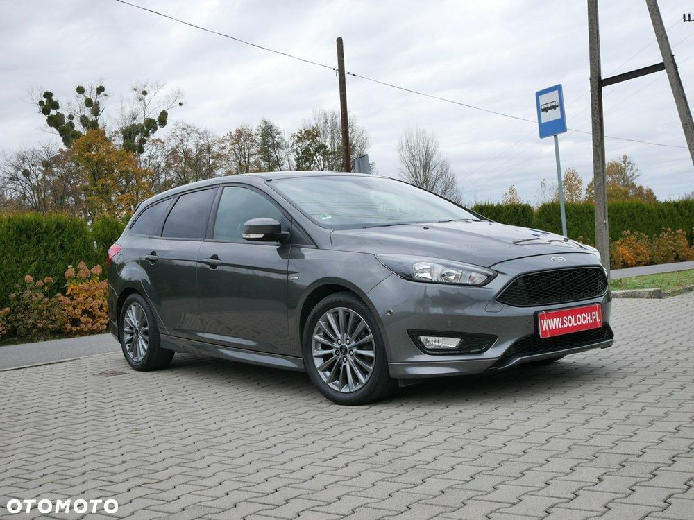 Ford Focus 1.5 EcoBoost Start-Stopp-System ST-Line - 10
