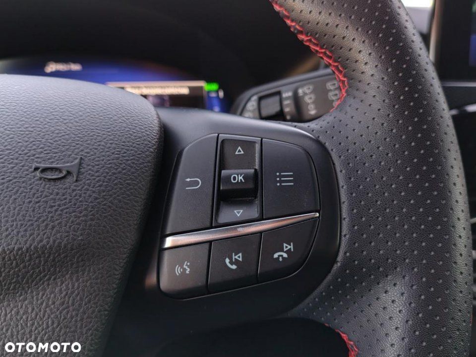 Ford Kuga 2.5 FHEV FWD ST-Line X eCVT - 21