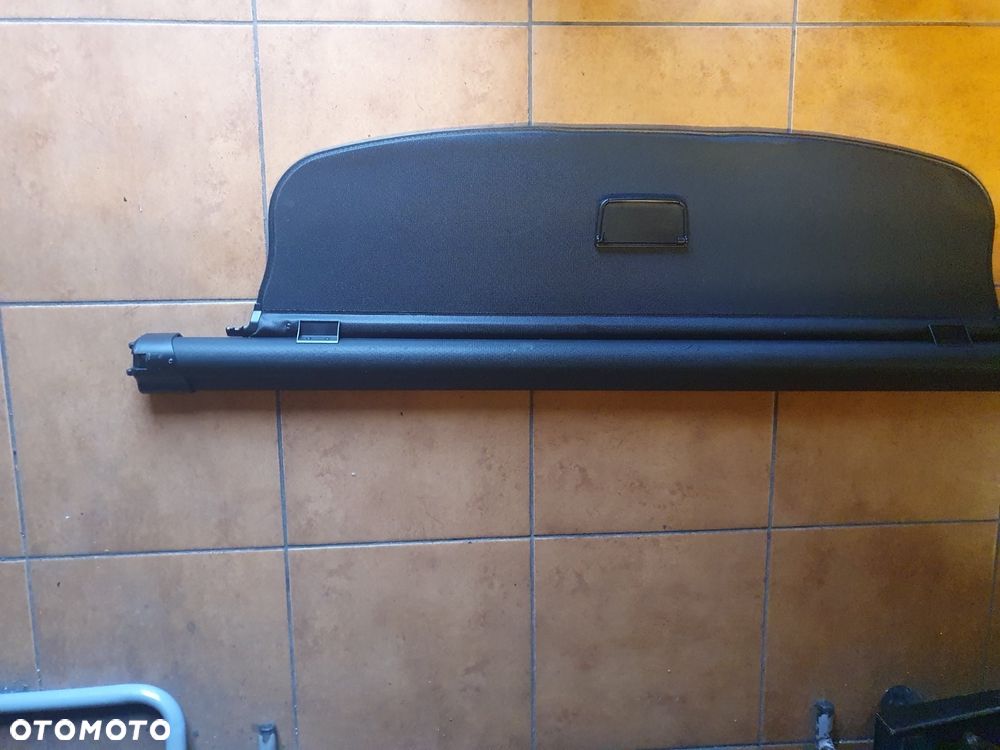 ROLETA BAGAŻNIKA AUDI A4 B8 - 5