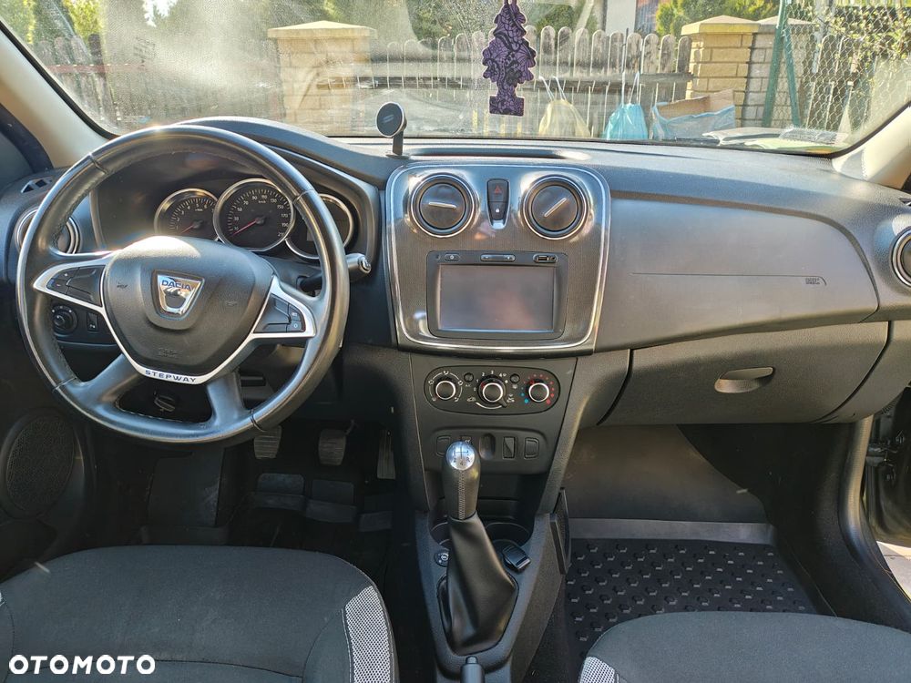 Dacia Sandero Stepway 0.9 TCe Laureate S&S - 16