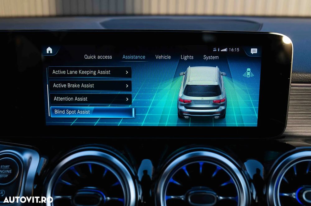 Mercedes-Benz GLB 250 4MATIC Aut. - 29