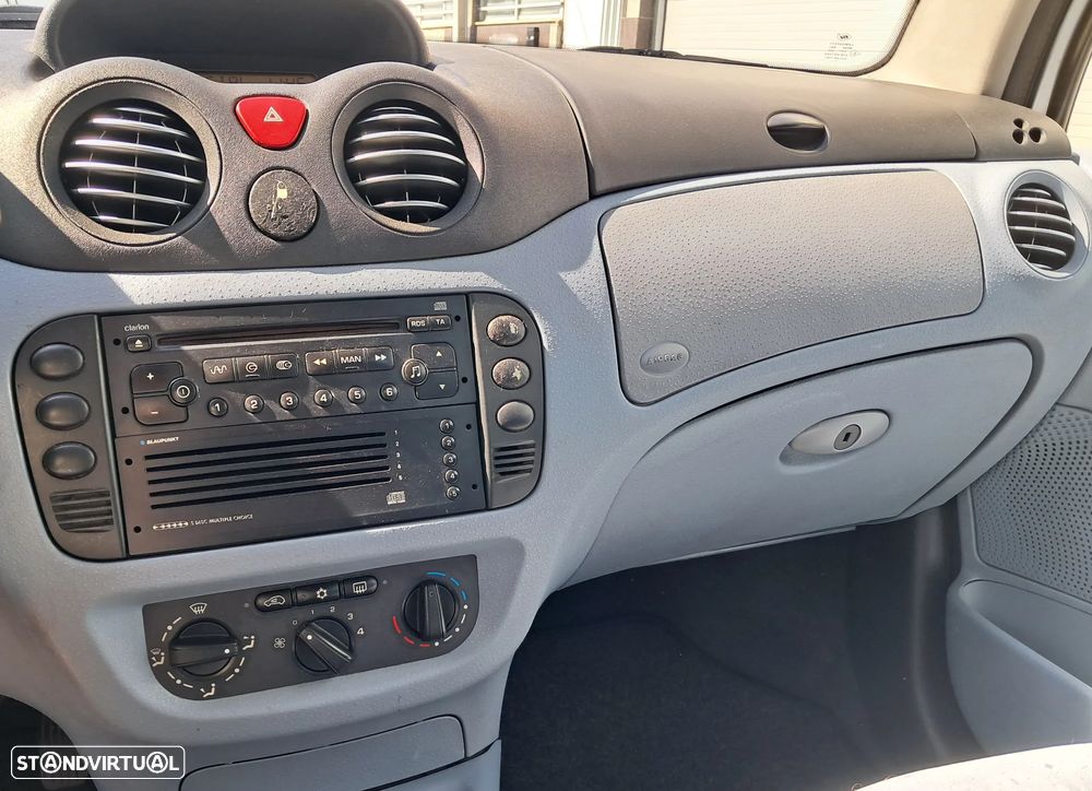 Citroën C3 1.4 HDi Exclusive Sensodrive - 10