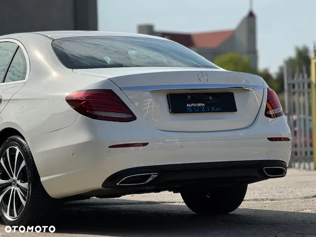Mercedes-Benz Klasa E 220 d 9G-TRONIC - 30