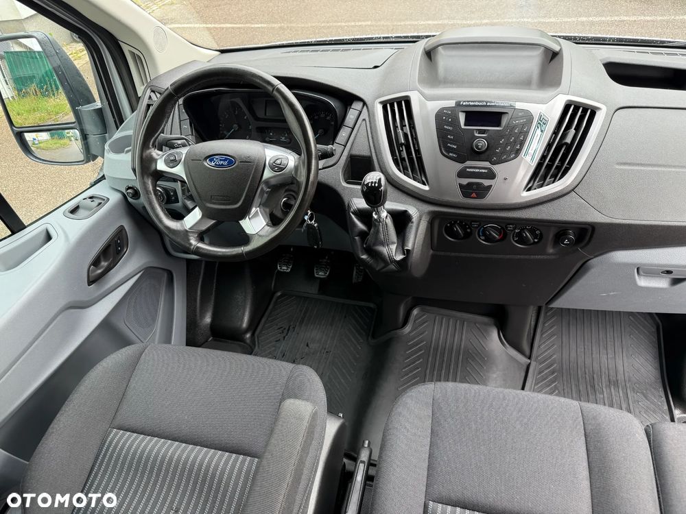Ford Transit - 19