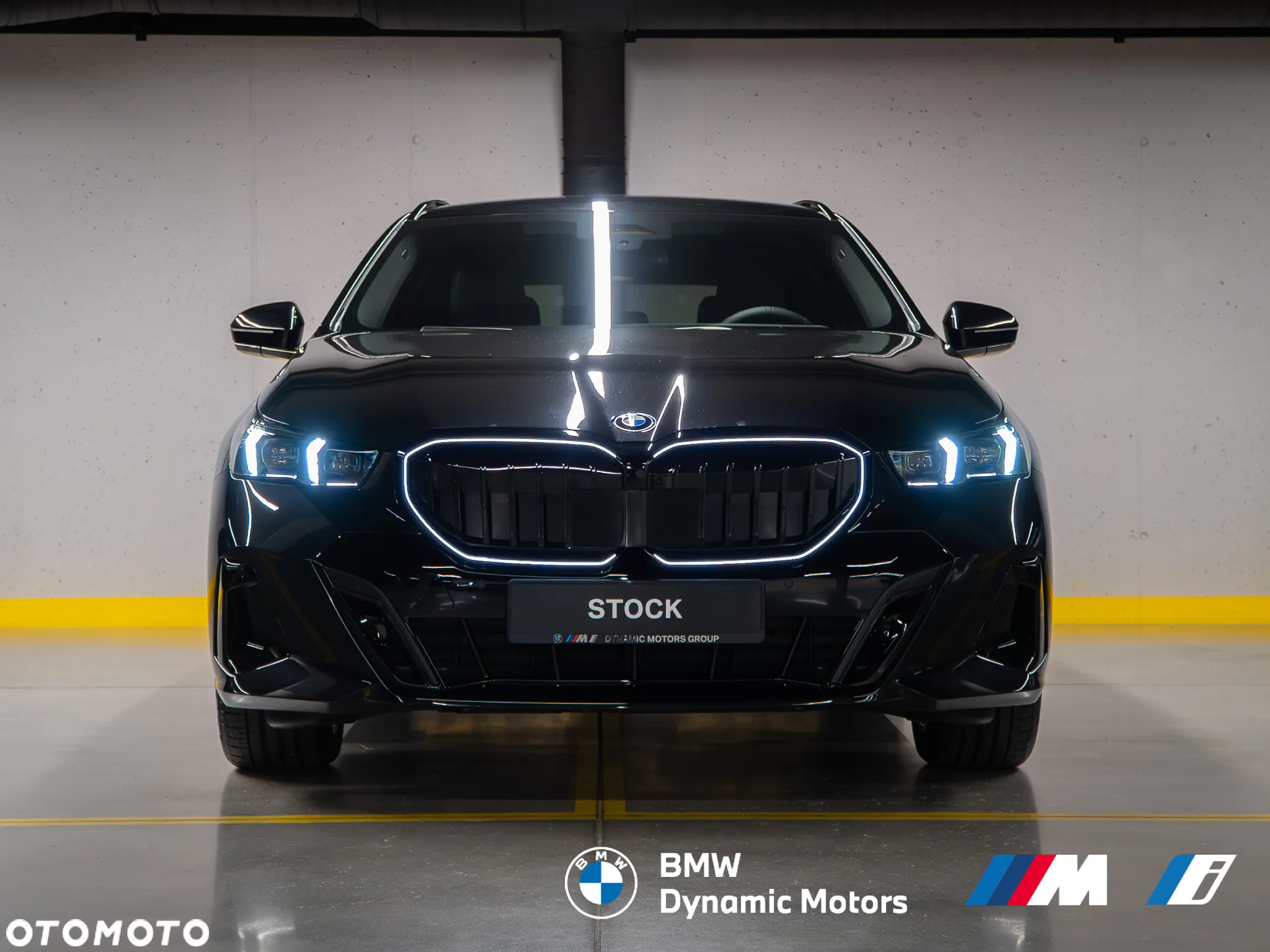 BMW Seria 5 520d xDrive Touring - 2