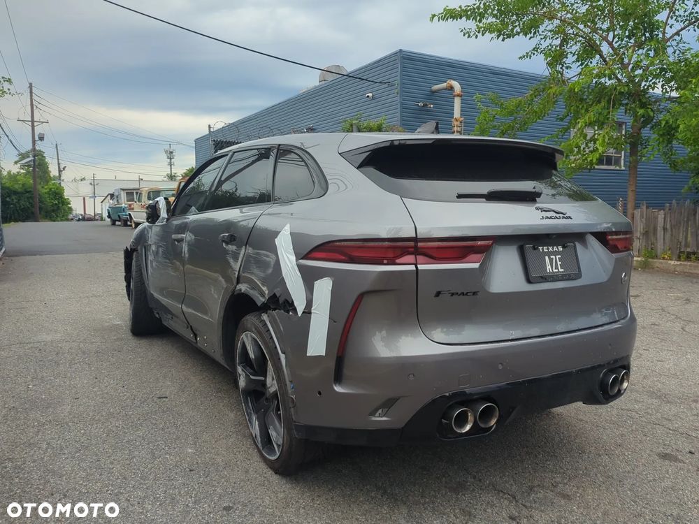 Jaguar F-Pace 5.0 V8 P575 AWD SVR Edition - 9