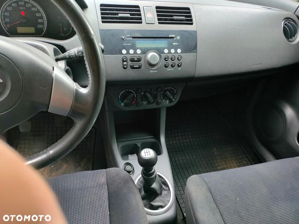 Suzuki Swift 1.3 GLX / Comfort - 9