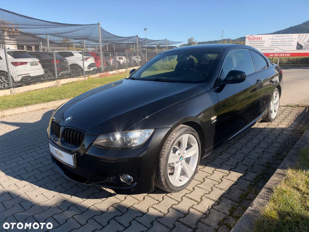 BMW Seria 3 330i xDrive M Sport Edition - 3