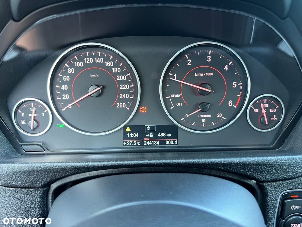 BMW Seria 3 318d Sport Line - 16