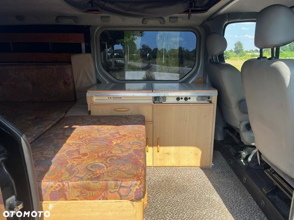 Renault Trafic - 22