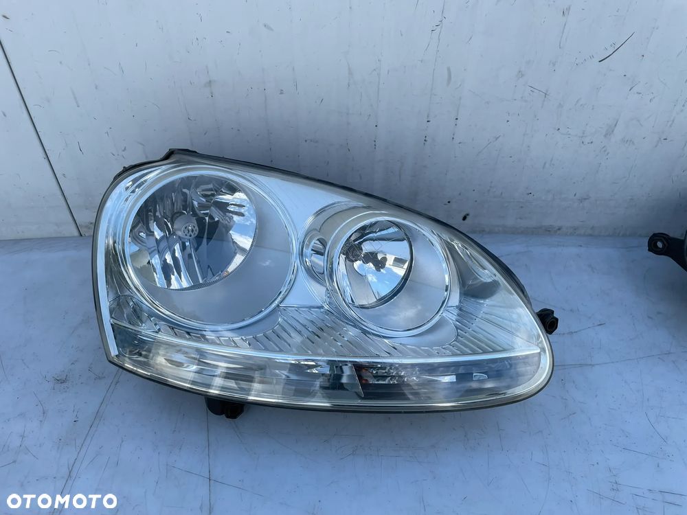 LAMPA LEWA PRAWA PRZÓD VW GOLF V - 5
