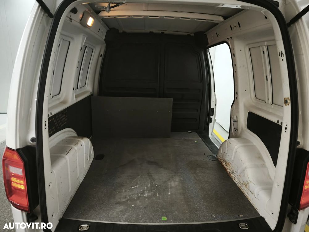 Volkswagen Caddy - 8