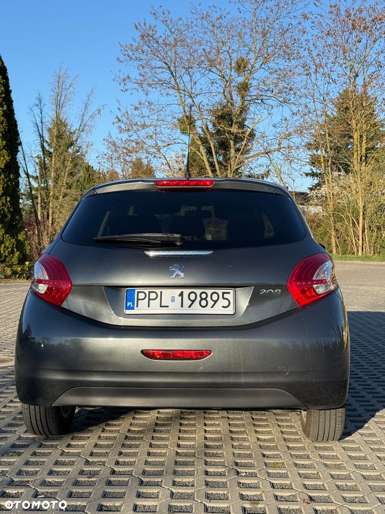 Peugeot 208 1.2 VTi Style - 3