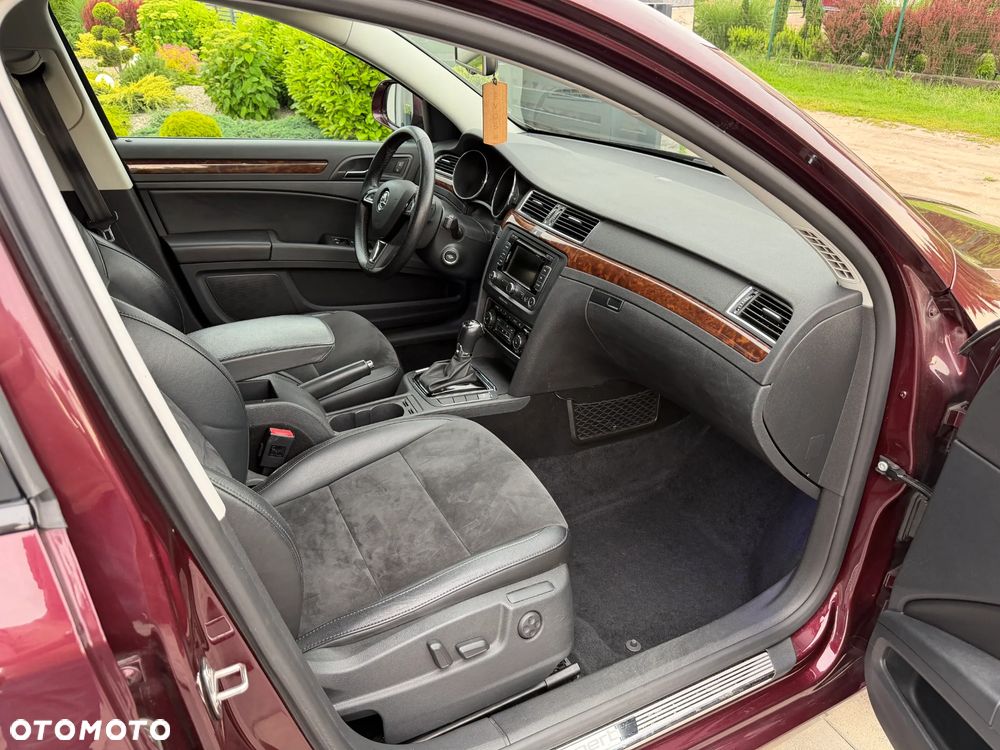 Skoda Superb 1.8 TSI Elegance DSG - 18