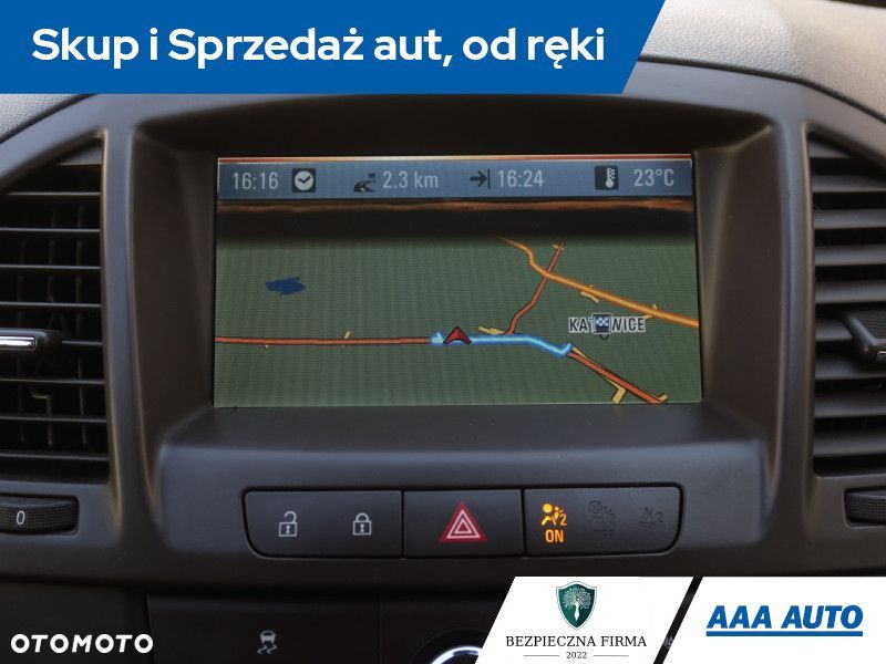 Opel Insignia - 15