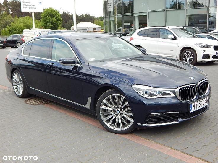 BMW Seria 7 750Li xDrive - 3