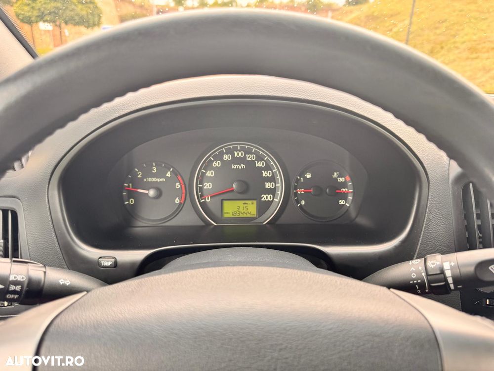 Hyundai H-1 - 11