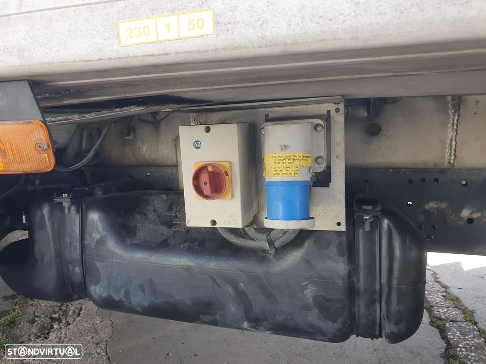 Iveco Daily 2.3 35C14 FRIGORIFICA Rod Duplo - 10