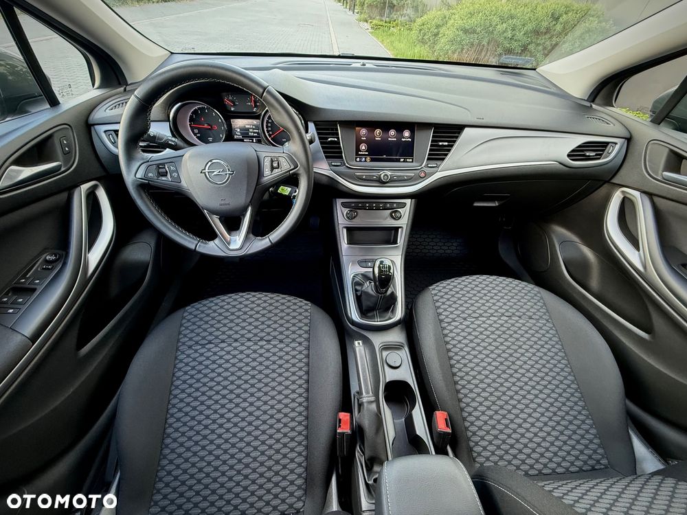 Opel Astra 1.2 T Business Edition S&S - 5