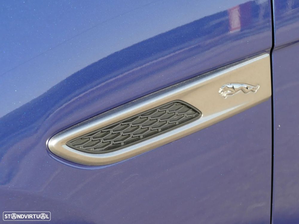 Jaguar F-Pace 2.0 P400e AWD R-Dynamic S - 8