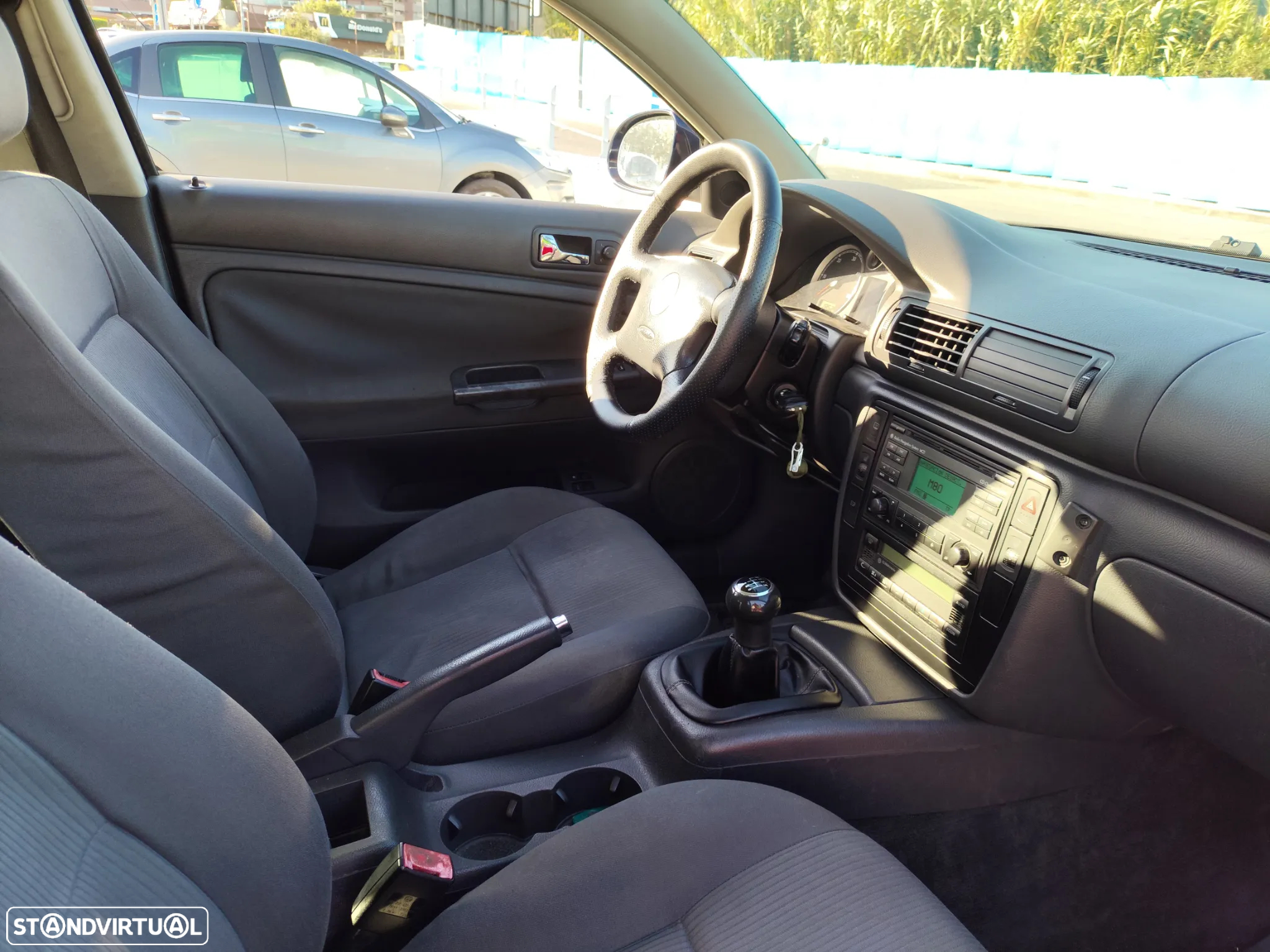 VW Passat Variant 2.0 TDi DPF Comfortline - 11