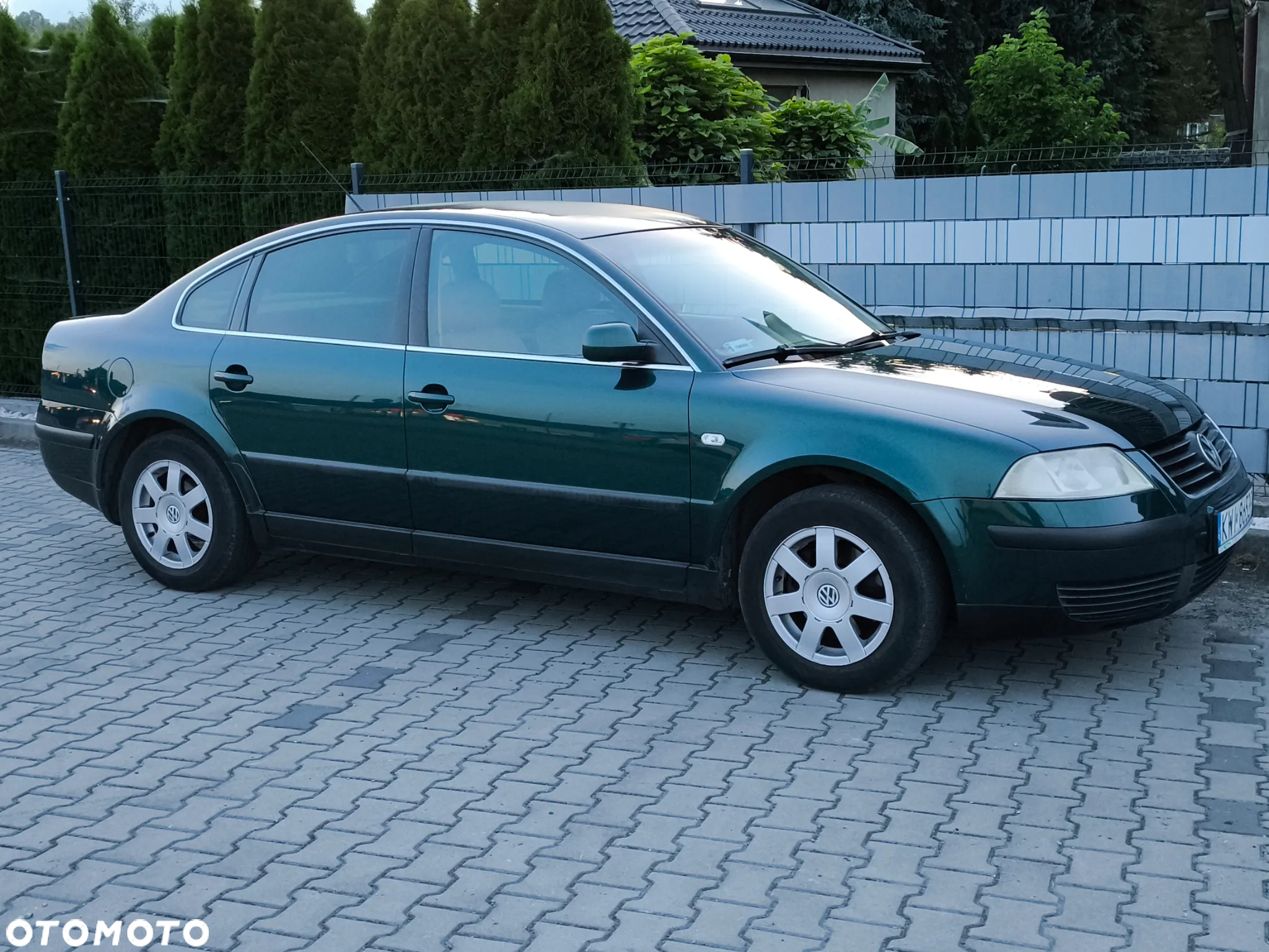 Volkswagen Passat 1.6 Comfortline - 14