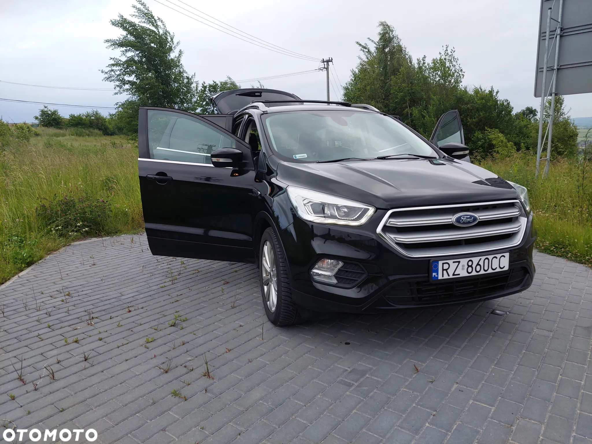 Ford Escape 2.0 EcoBoost AWD Titanium - 21