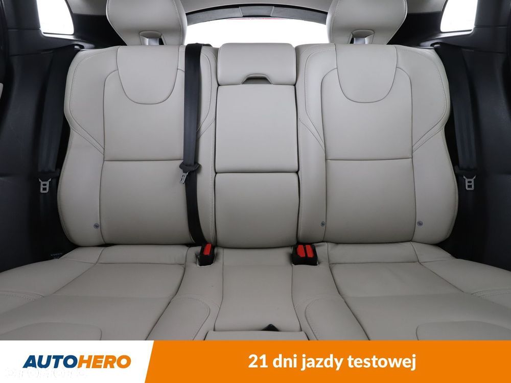 Volvo V40 - 15