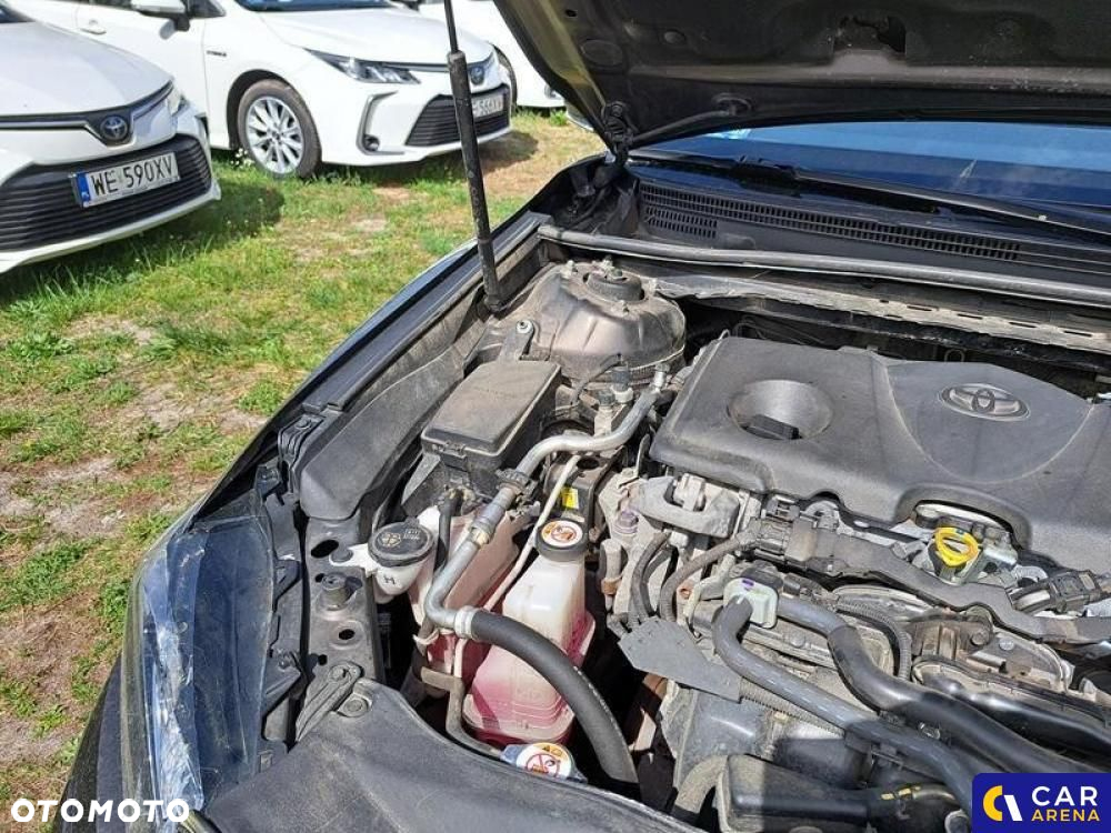 Toyota Camry - 21
