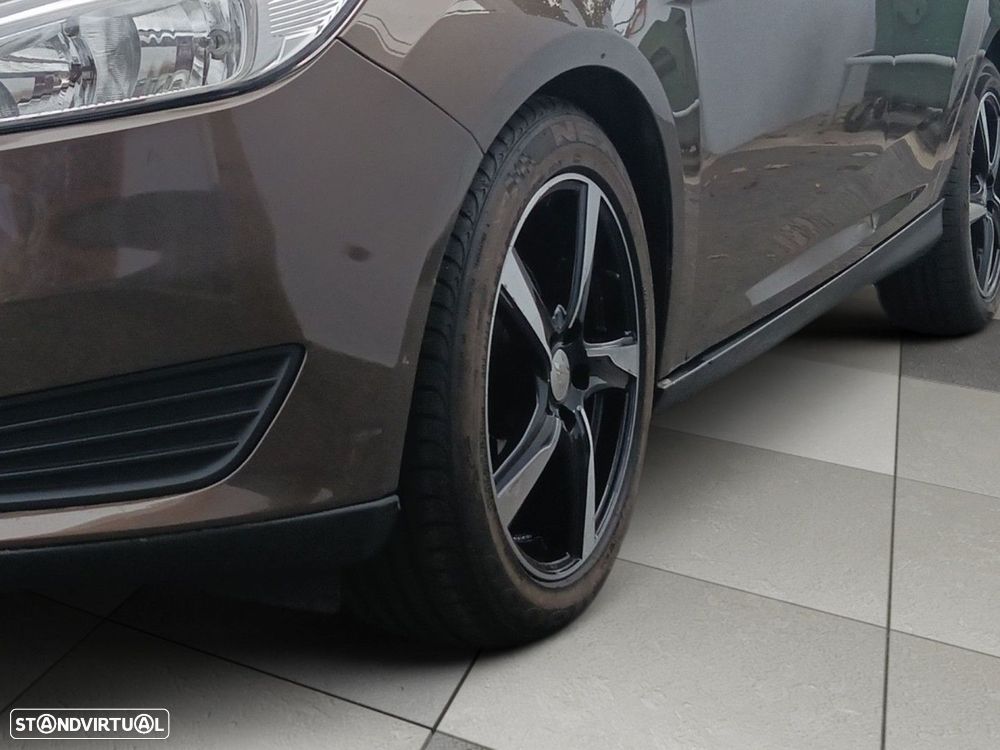 Ford Focus SW 1.5 TDCi Trend+ - 17