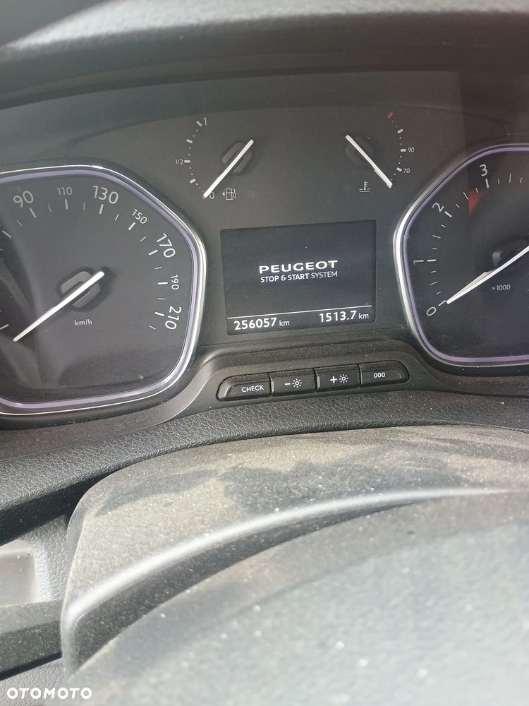 Peugeot Expert 2016 photo 2