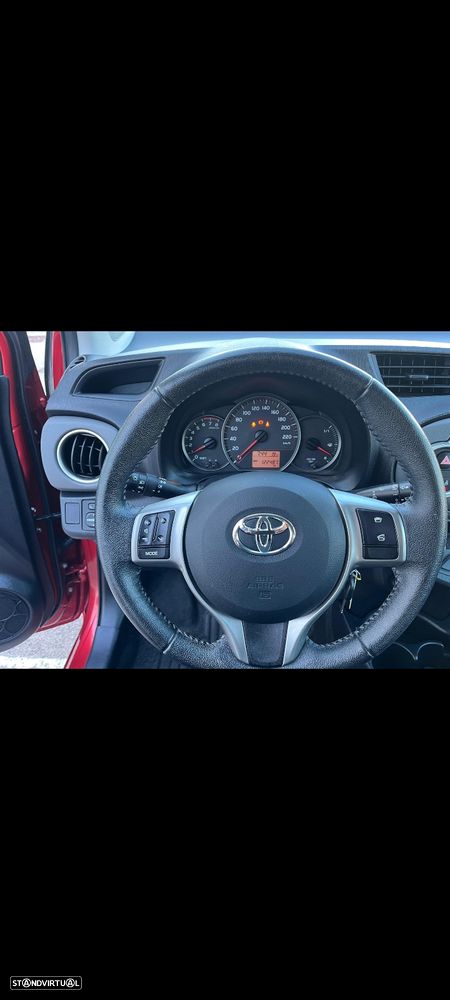 Toyota Yaris 1.0 VVT-i Sol High Pack - 9