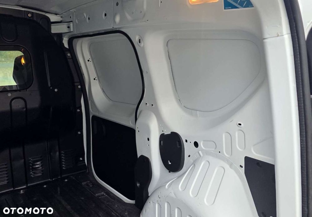 Renault Express Van - 27