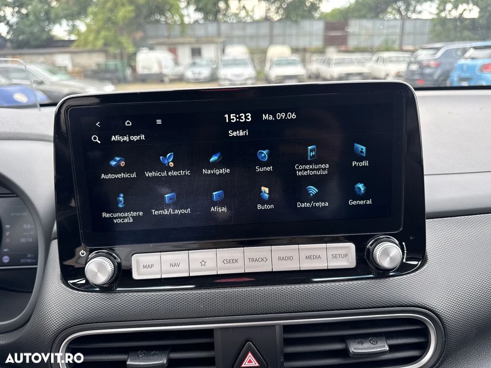 Hyundai KONA - 22