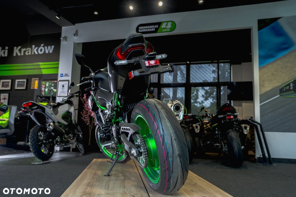 Kawasaki Z 900 - 17