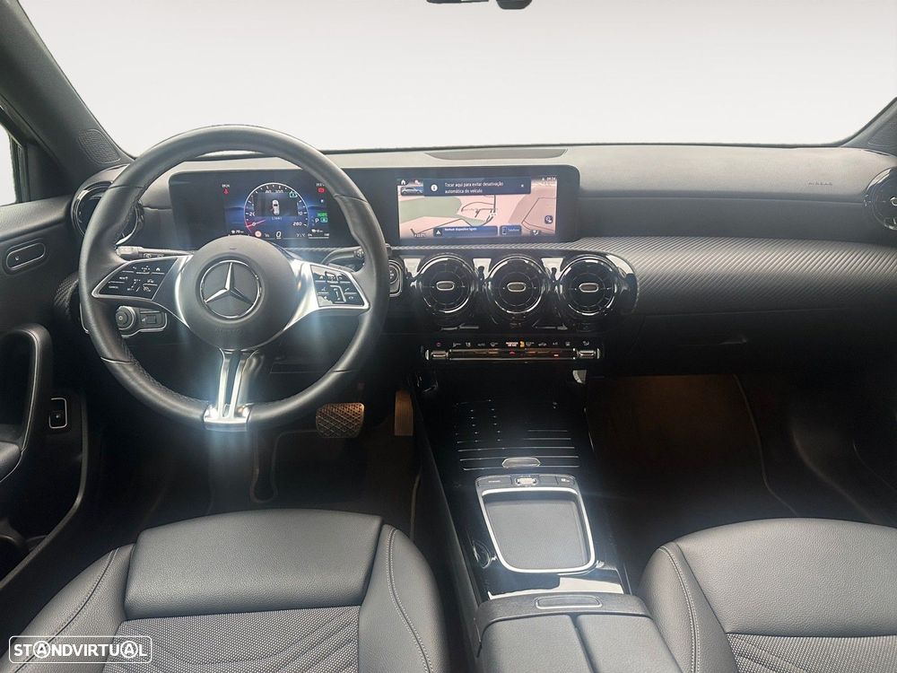 Mercedes-Benz A 250 e - 11