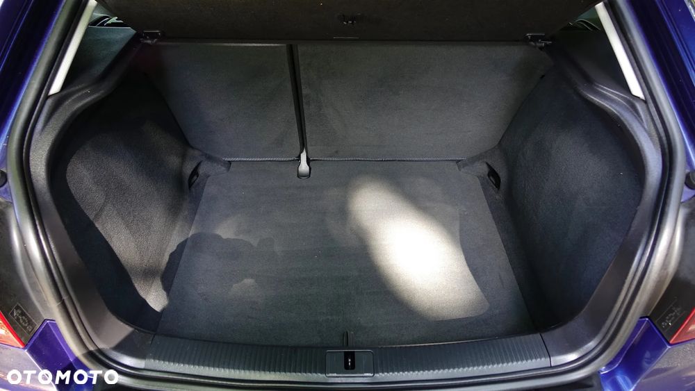 Audi A3 3-drzwiowe 1.4 TFSI Ambiente - 31