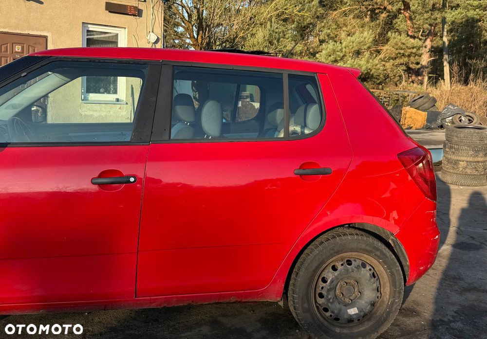 DRZWI TYLNE LEWE SKODA FABIA II 8151 - 1