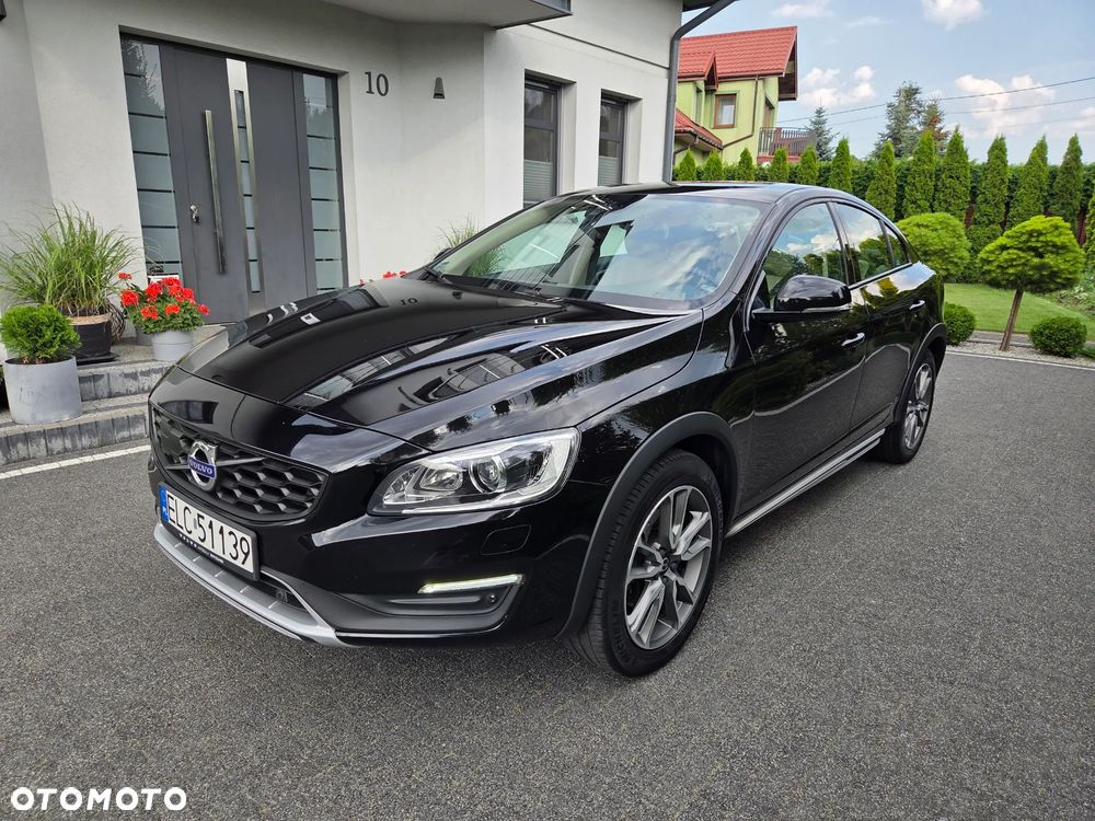 Volvo S60 Cross Country T5 AWD Summum - 1