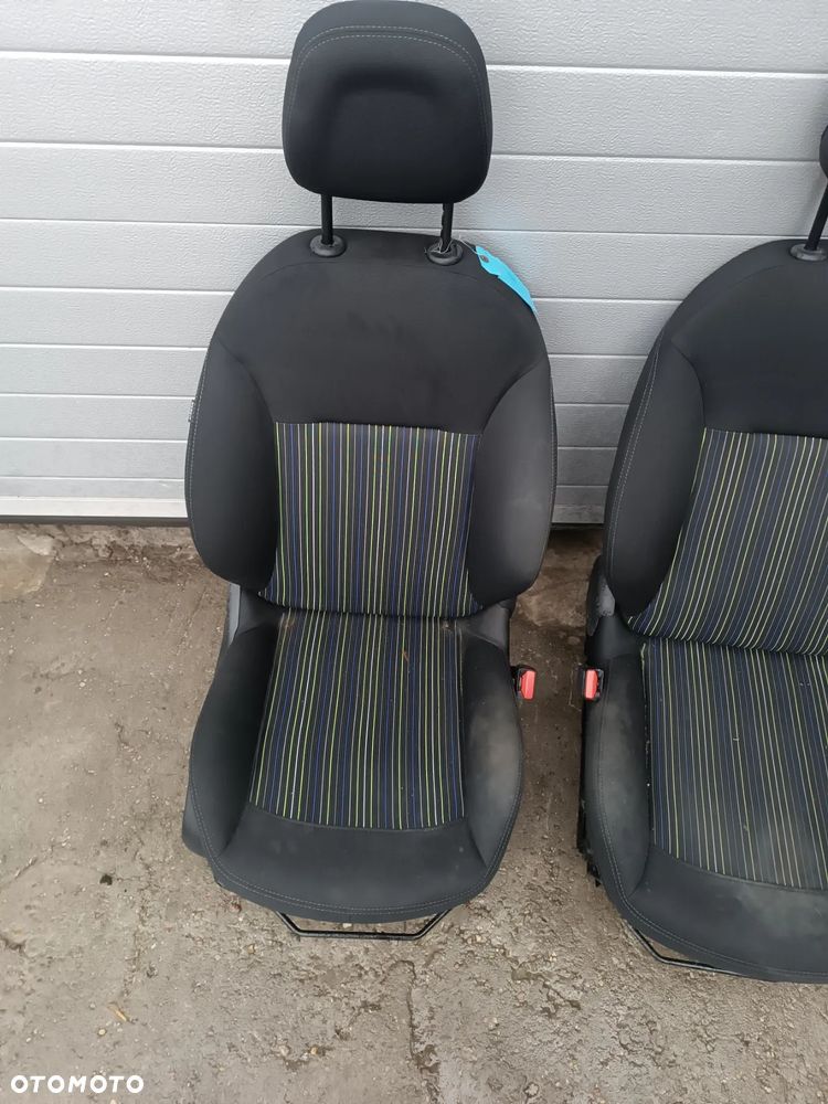 FOTEL PRAWY PRZÓD PRZEDNI PEUGEOT 208 - 1