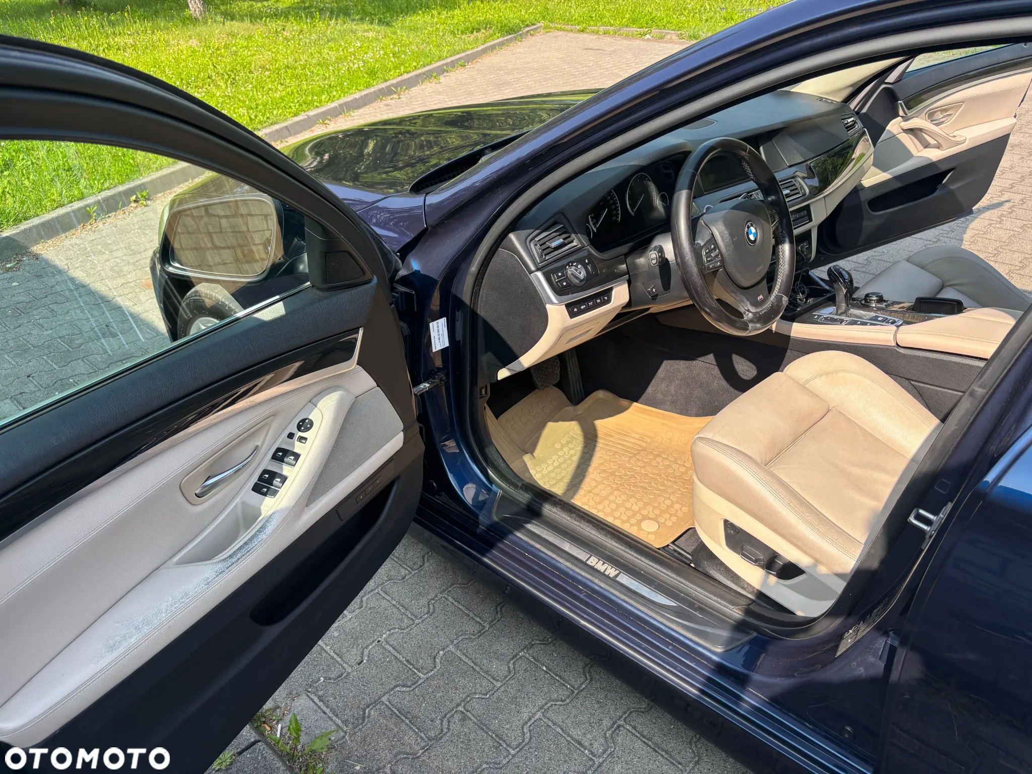 BMW Seria 5 528i xDrive - 10