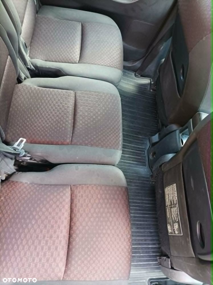 Toyota Verso 2.0 D-4D - 6