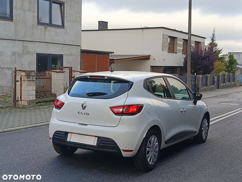 Renault Clio (Energy) dCi 90 Start & Stop INTENS - 21