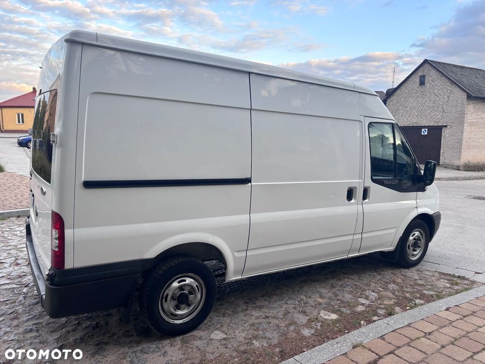 Ford Transit - 9