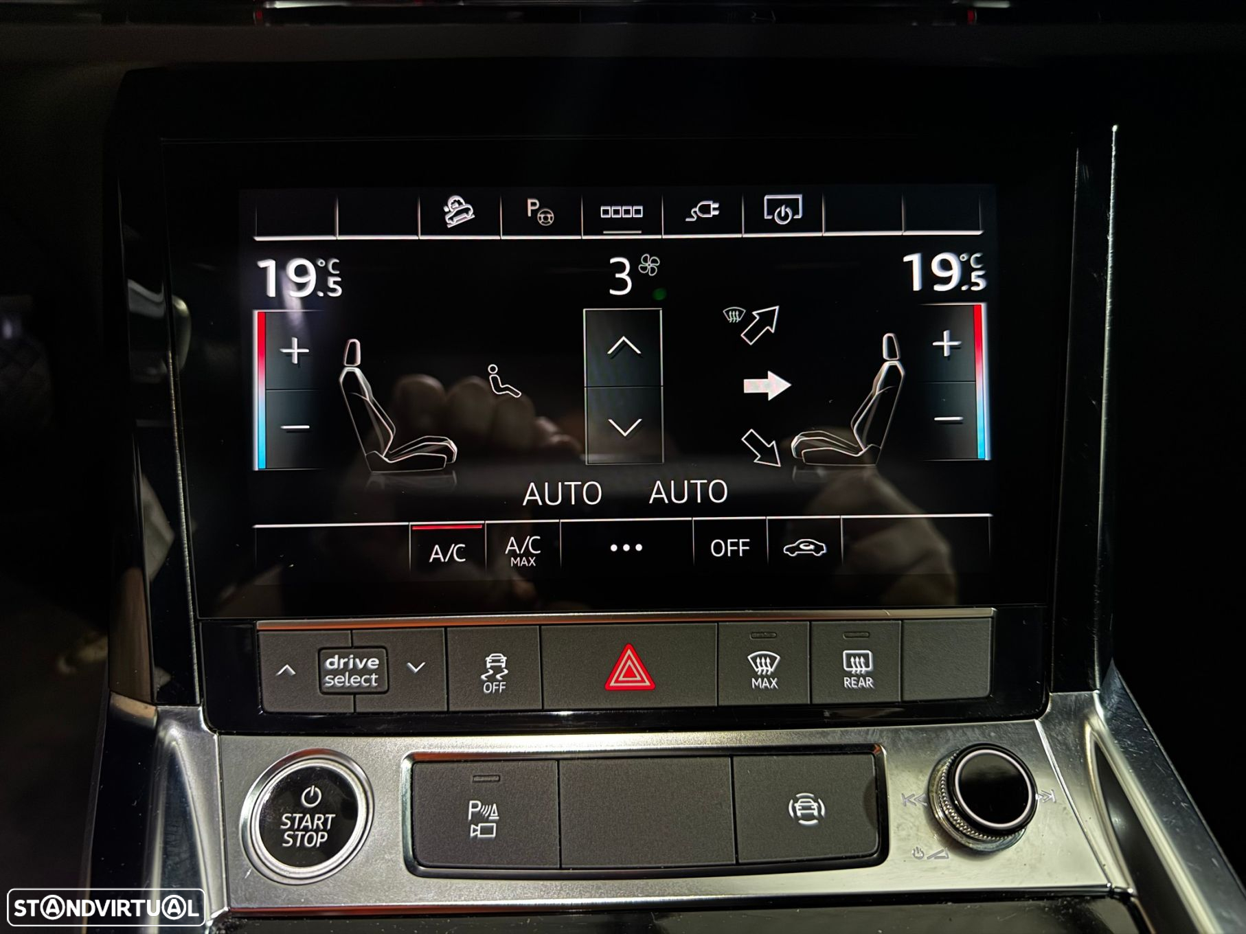 Audi e-tron 55 quattro S line - 23