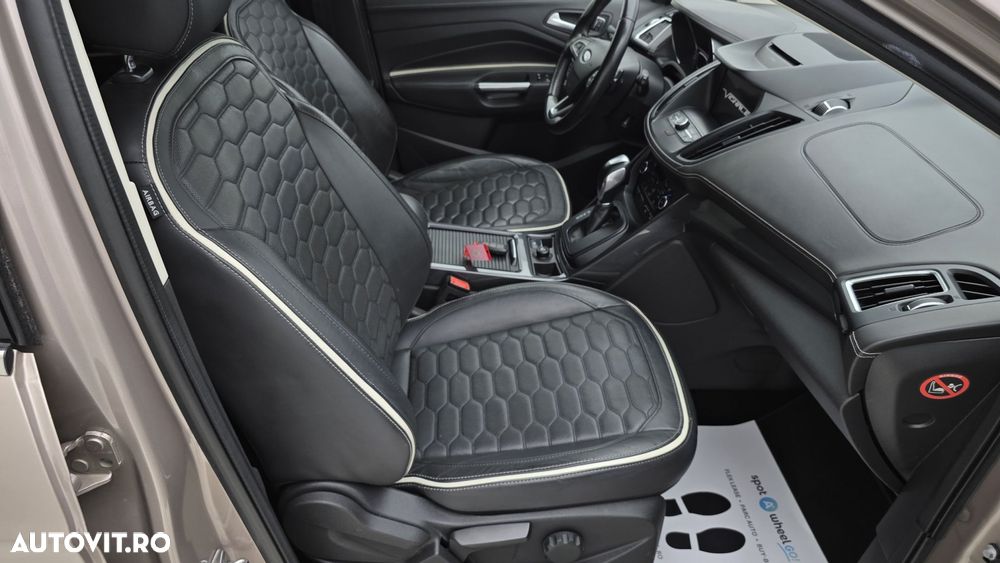 Ford Kuga - 19