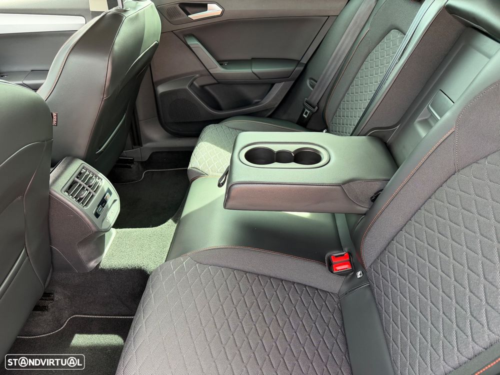 SEAT Leon 1.5 eTSI FR DSG - 12