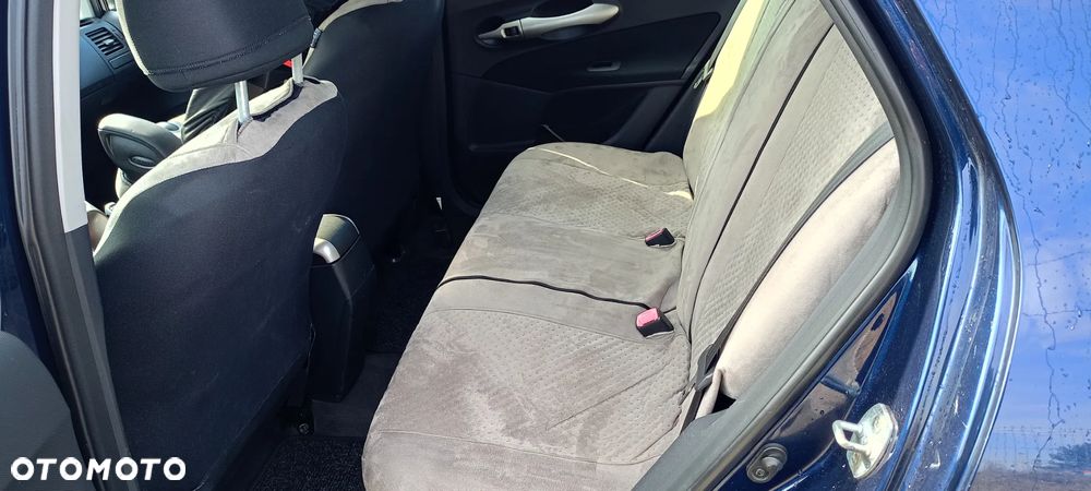 Toyota Auris 1.6 VVT-i Luna - 6